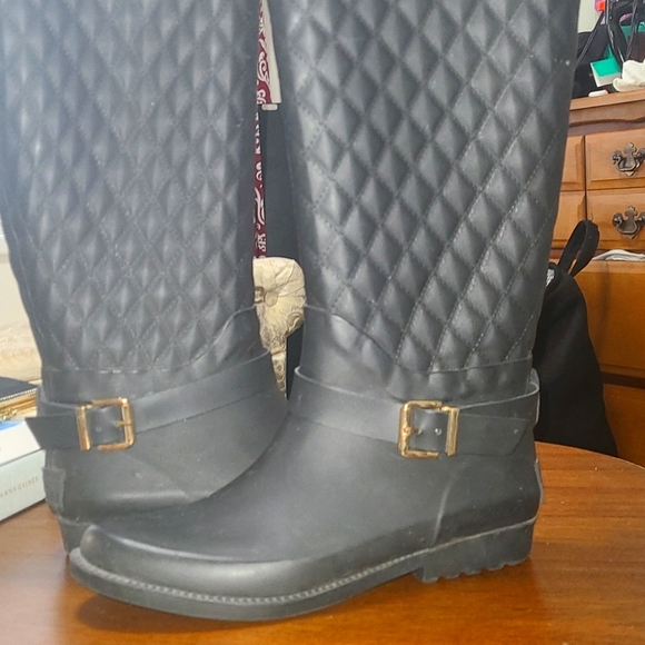 Black Guess Rubber Boots size 7 - Picture 1 of 3